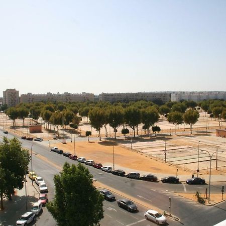 Clb Feria Apartment Sevilla Bagian luar foto